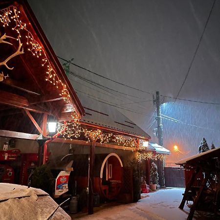 Bed and Breakfast Engi Panzio Ocna de Sus Zewnętrze zdjęcie